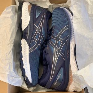 ASICS Gel-Nimbus Tennis Shoes